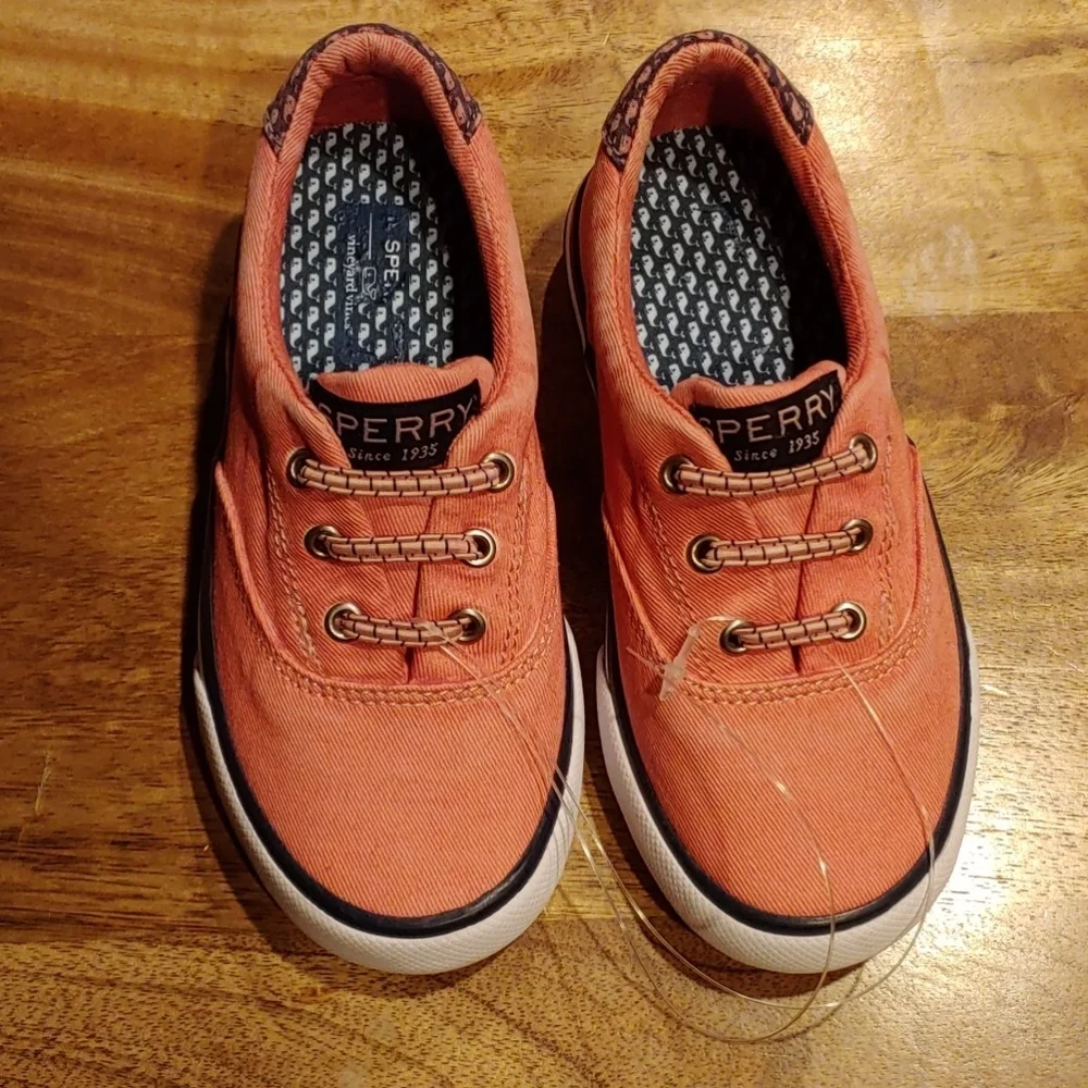 Sperry Vineyard Vines Sneaker Size 9.5